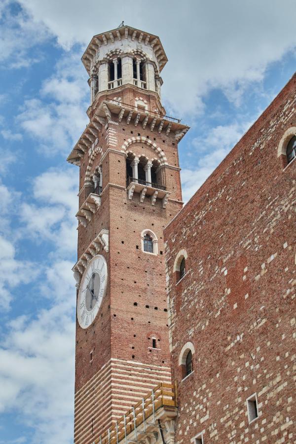 Domus Nova Palace - Italian Homing Верона Екстер'єр фото