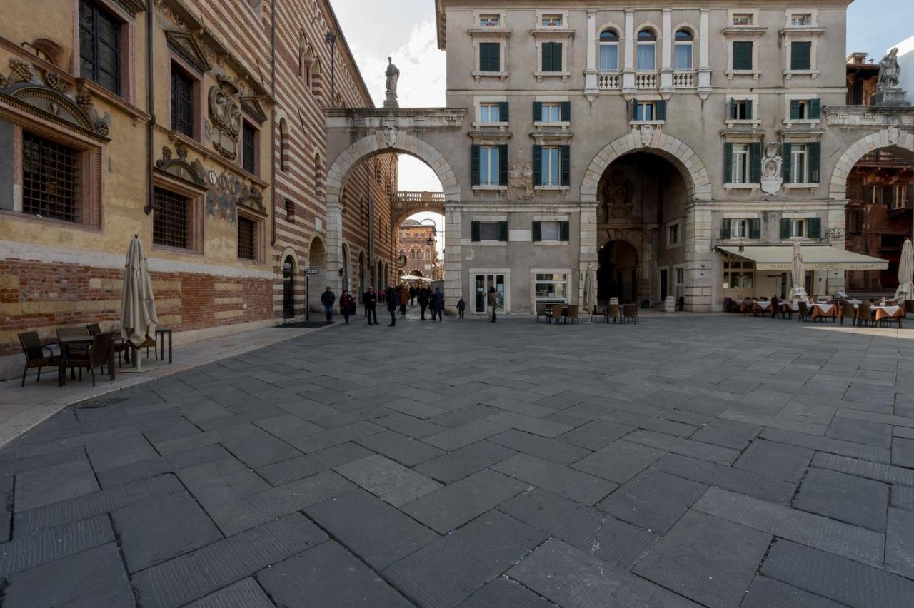 Domus Nova Palace - Italian Homing Верона Екстер'єр фото