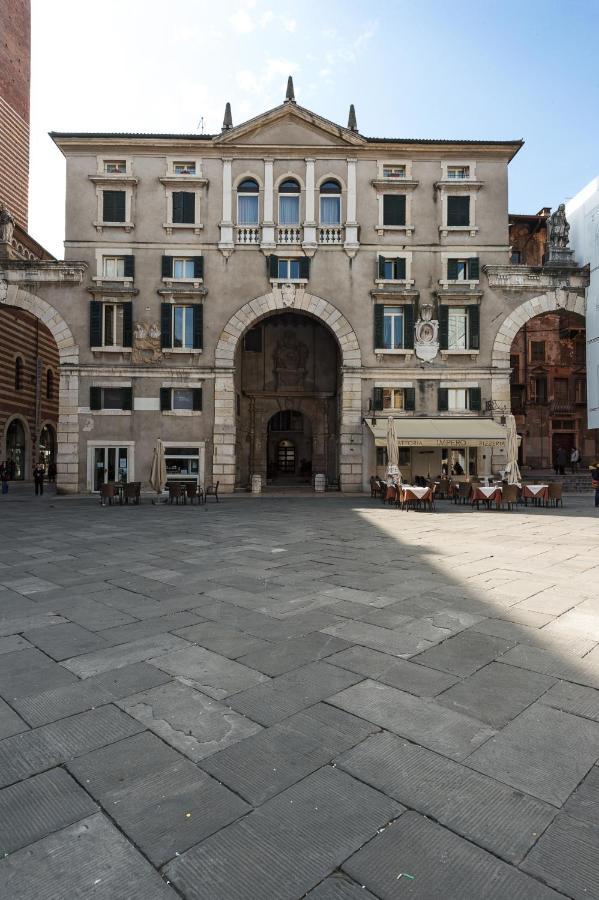 Domus Nova Palace - Italian Homing Верона Екстер'єр фото